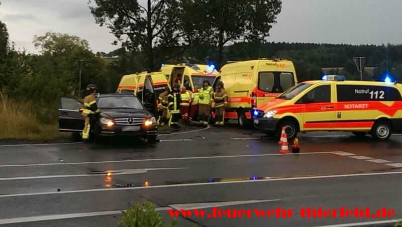 Einsatz 15: Verkehrsunfall mit eingeklemmter Person