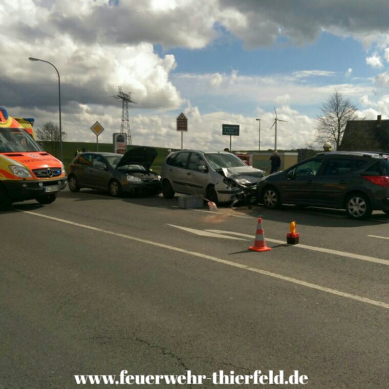 Einsatz 6: Verkehrsunfall mit auslaufenden Betriebsmitteln